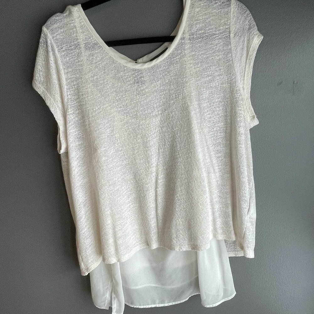 White short sleeve sweater